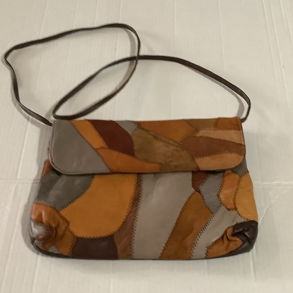 Vtg leather patch work envelope  flap hook and loop closure crossbody‎ bag